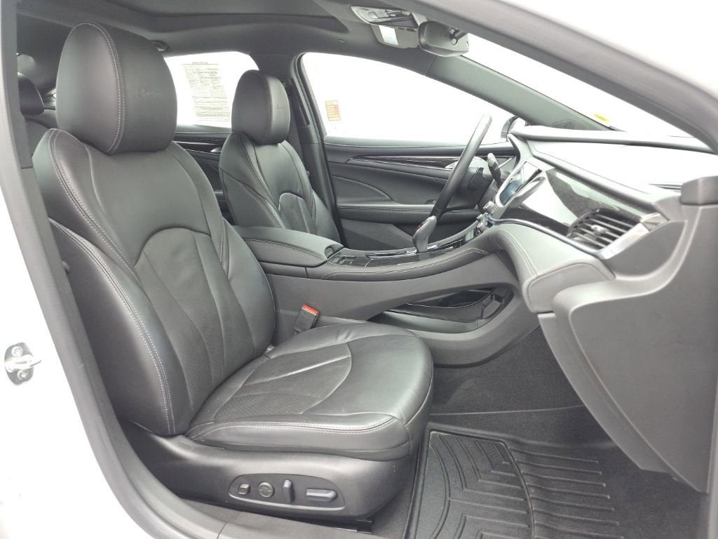 2019 Buick LaCrosse Avenir