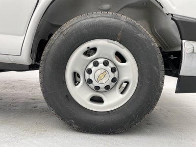 2025 Chevrolet Express Cutaway 3500 1WT