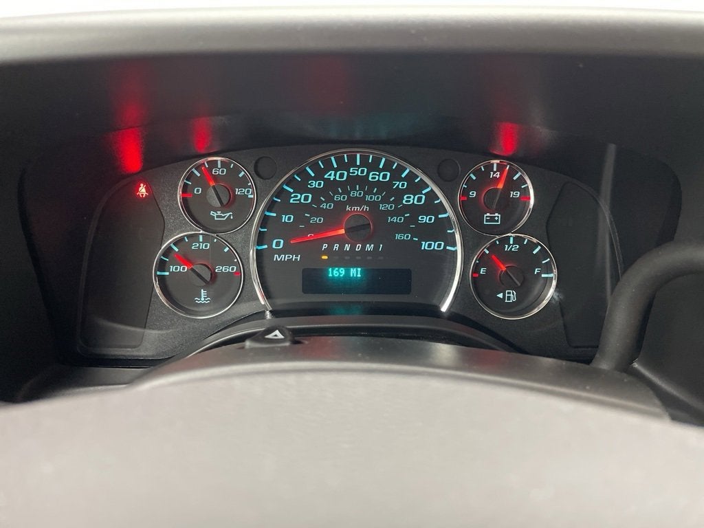 2025 Chevrolet Express Cutaway 3500 1WT