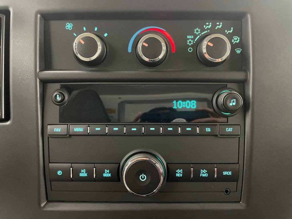 2025 Chevrolet Express Cutaway 3500 1WT