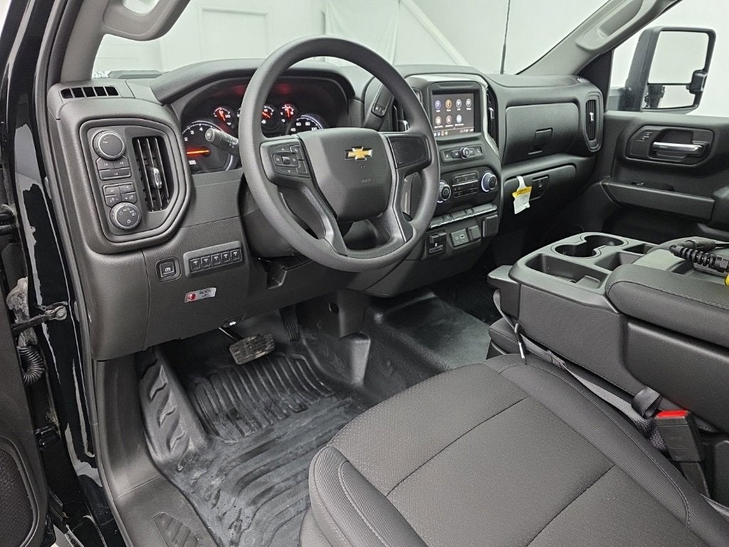 2025 Chevrolet Silverado 3500 HD Chassis Cab Work Truck