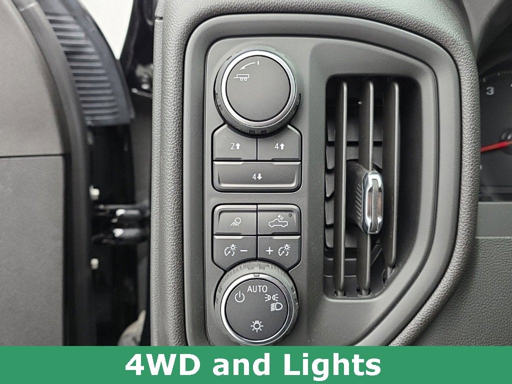 2025 Chevrolet Silverado 3500 HD Chassis Cab Work Truck