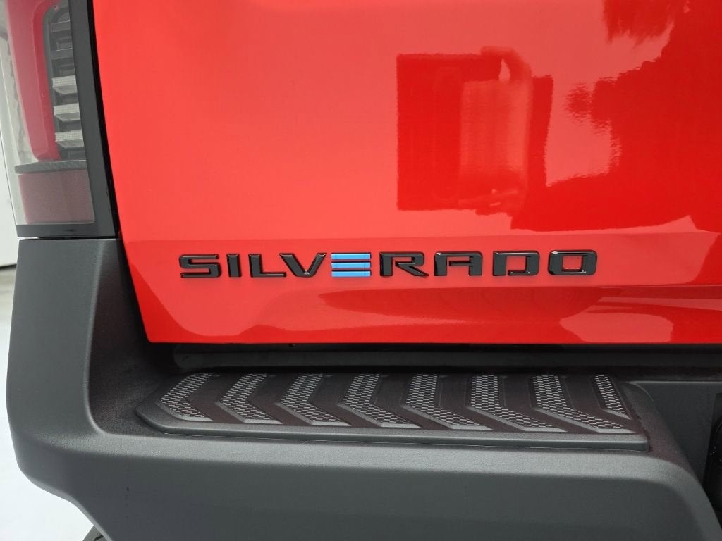 2026 Chevrolet Silverado EV Trail Boss - Extended Range