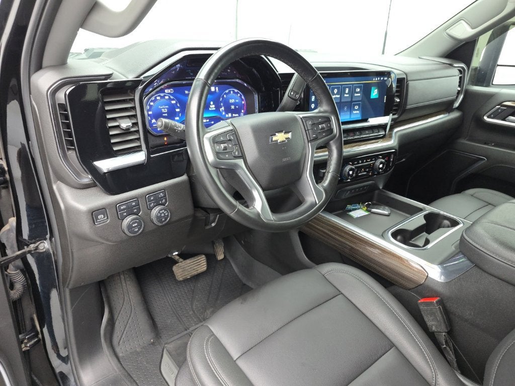 2025 Chevrolet Silverado 3500 HD LT DRW