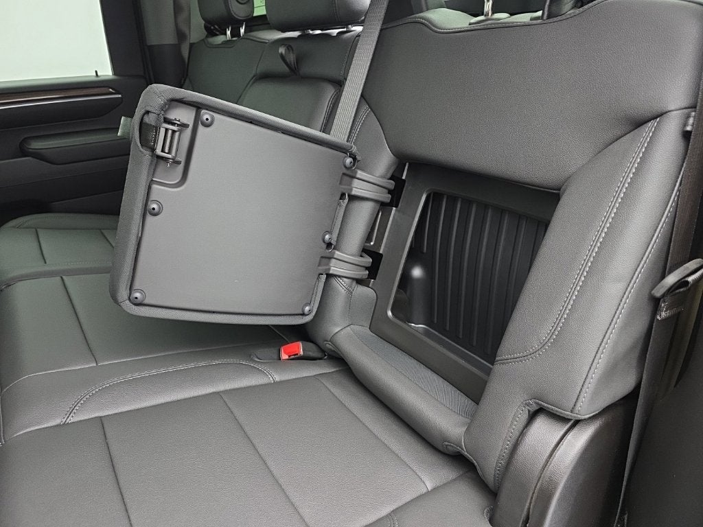 2025 Chevrolet Silverado 3500 HD LT DRW