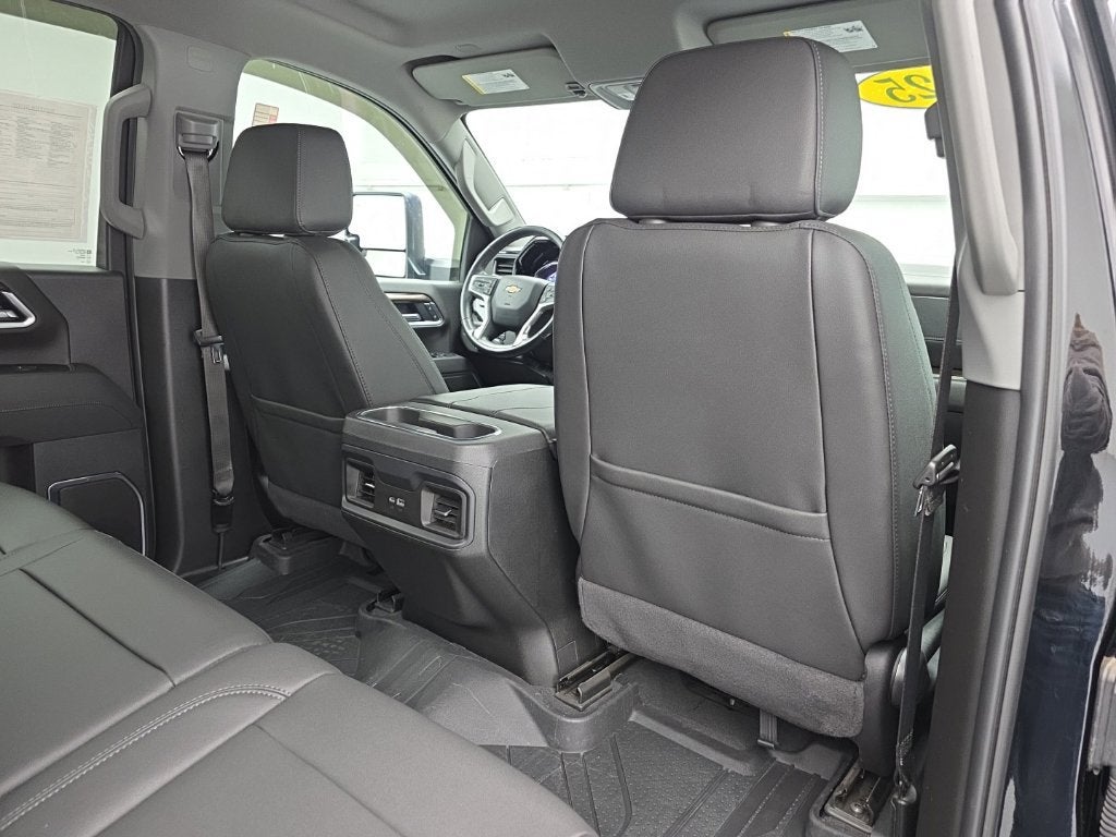 2025 Chevrolet Silverado 3500 HD LT DRW