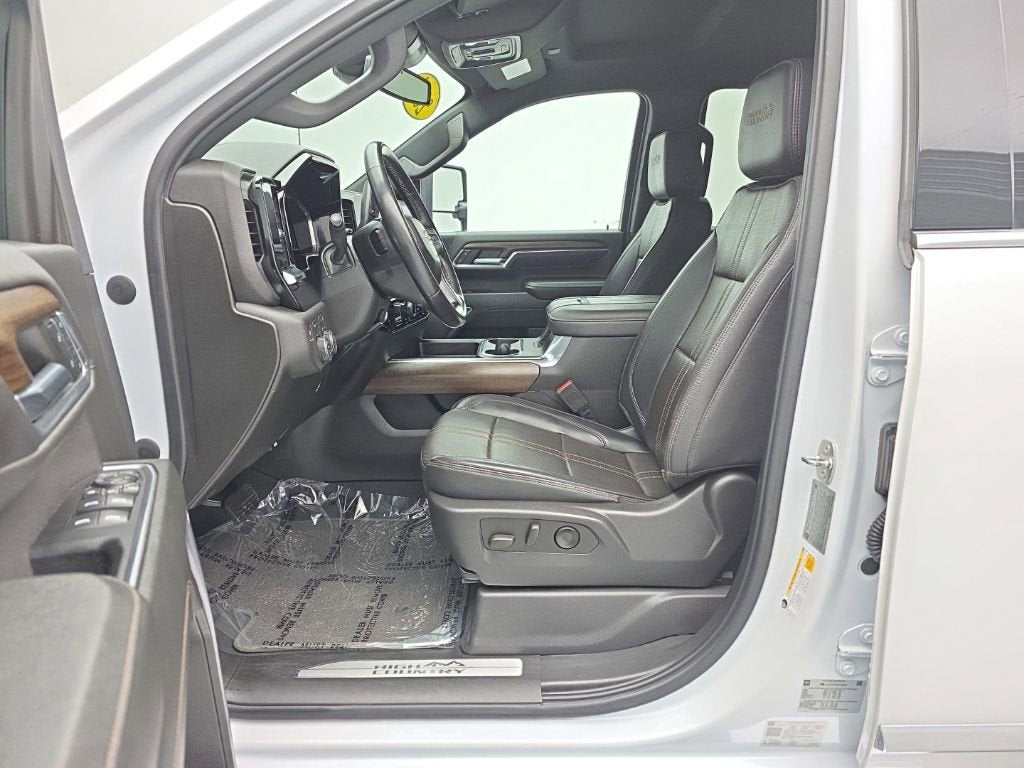 2024 Chevrolet Silverado 3500 HD High Country