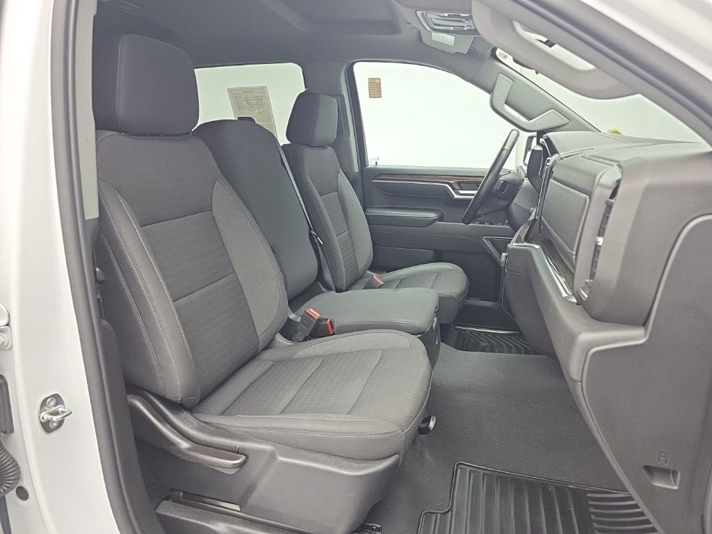 2022 Chevrolet Silverado 1500 LT (2FL)