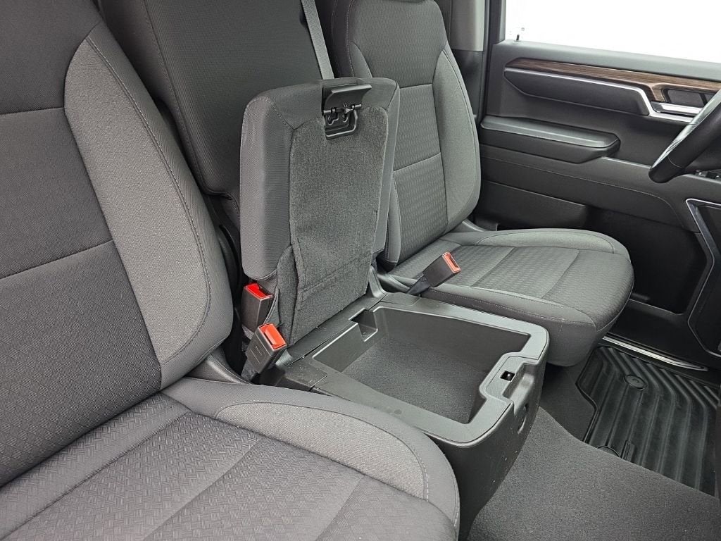 2022 Chevrolet Silverado 1500 LT (2FL)