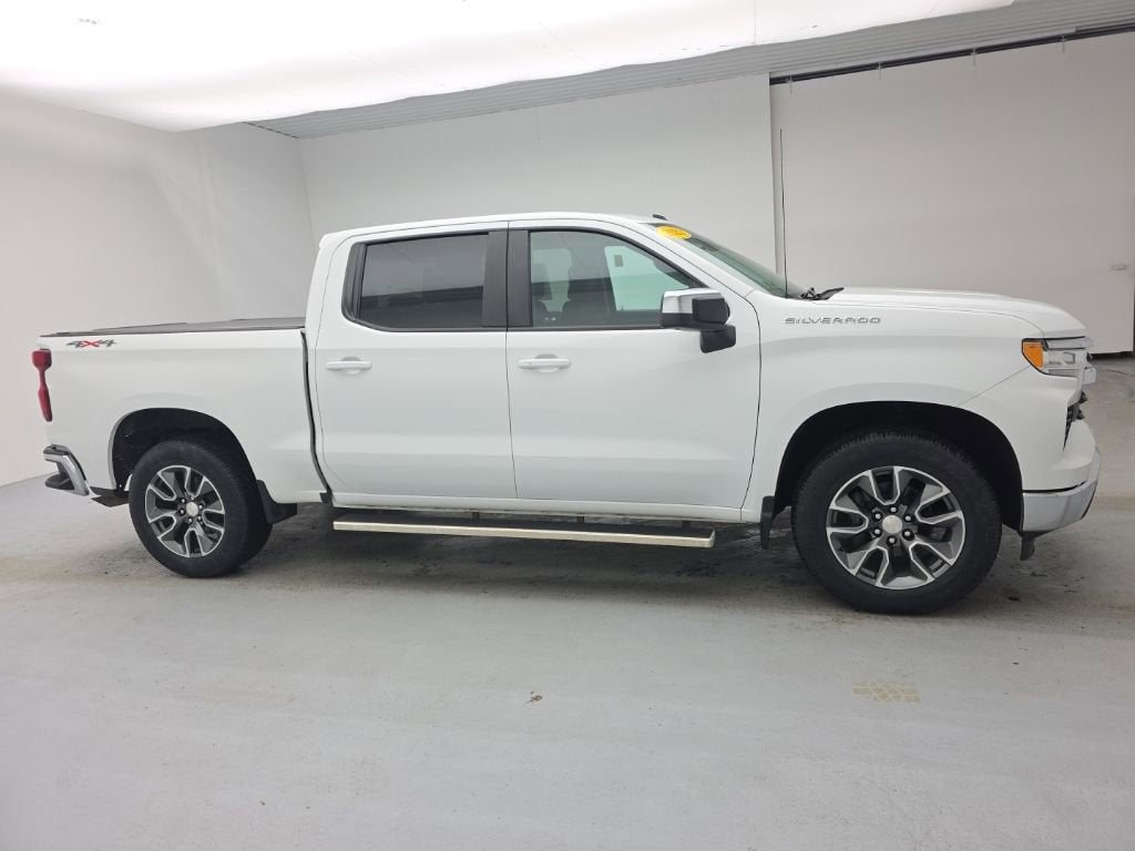 2022 Chevrolet Silverado 1500 LT (2FL)