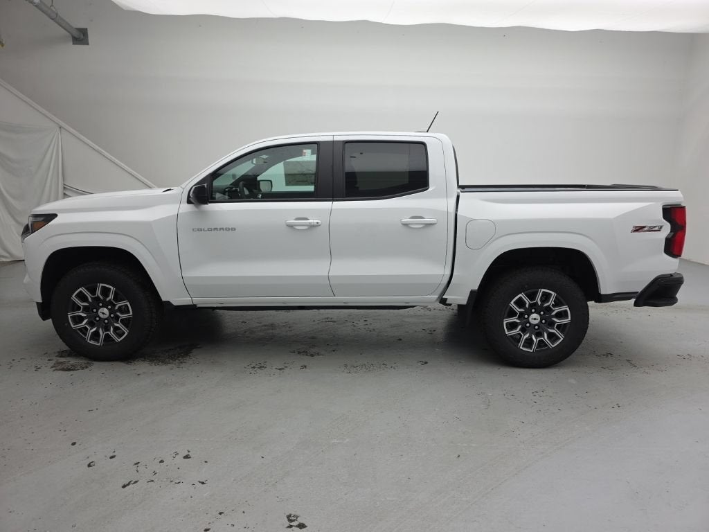 2026 Chevrolet Colorado Z71 - Photo 8