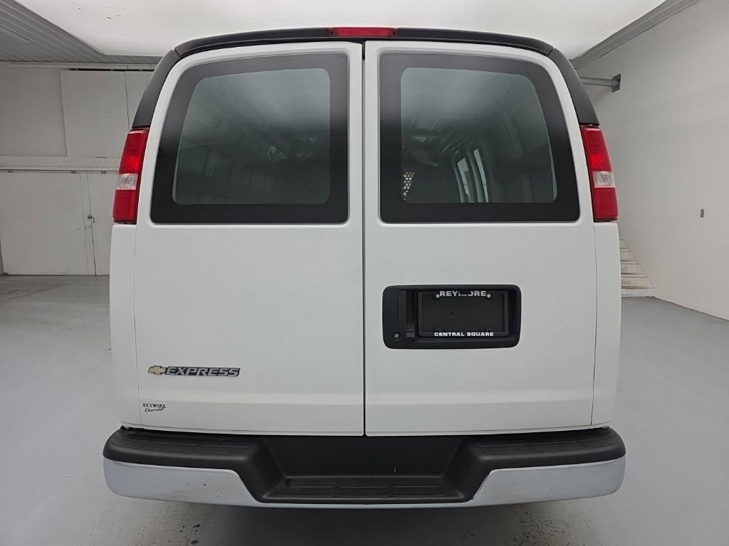 2023 Chevrolet Express Cargo 2500 WT