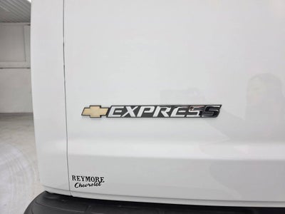 2026 Chevrolet Express Cargo WT