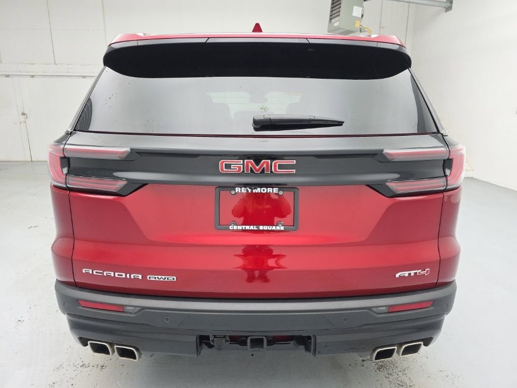 2024 GMC Acadia AT4