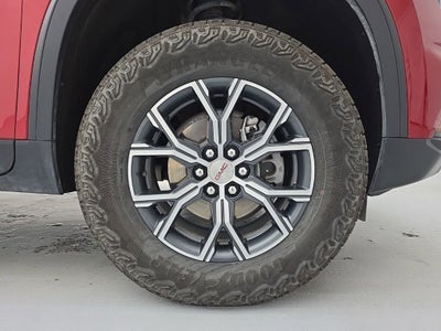 2024 GMC Acadia AT4