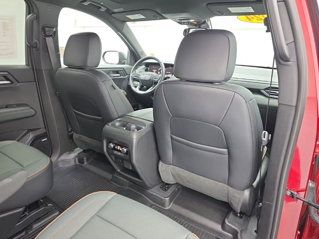 2024 GMC Acadia AT4