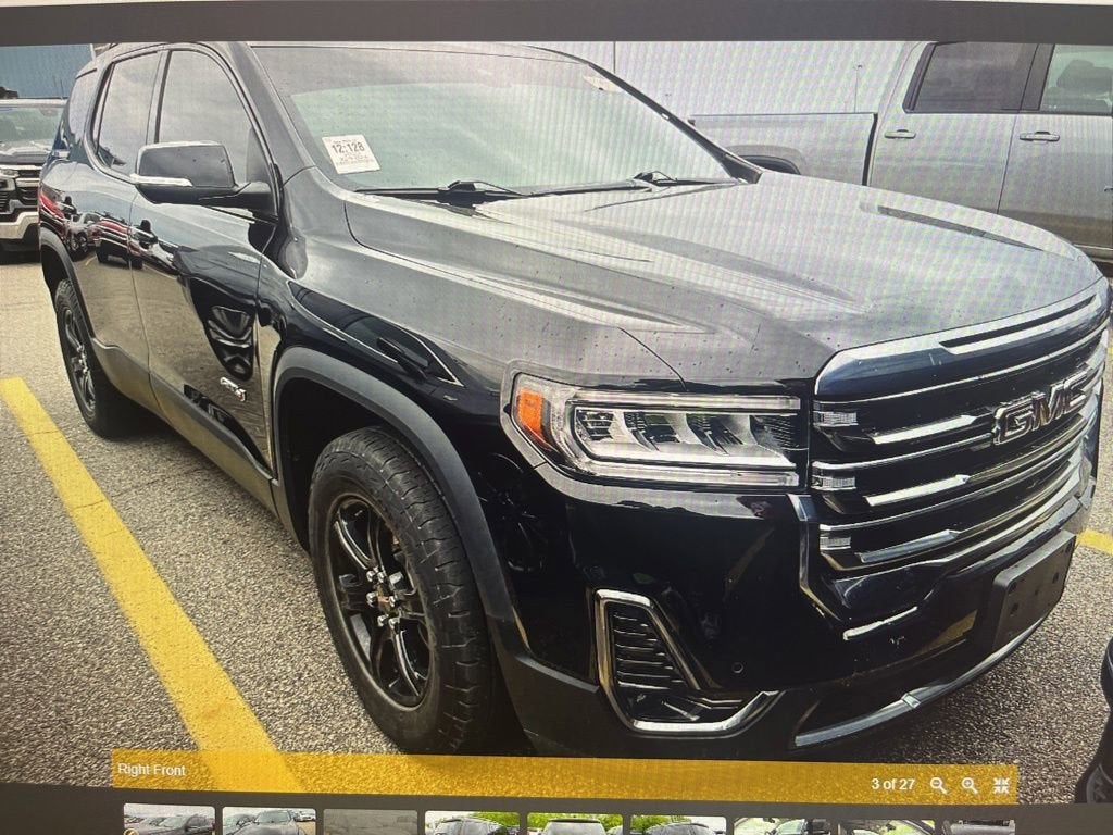 2023 GMC Acadia AT4