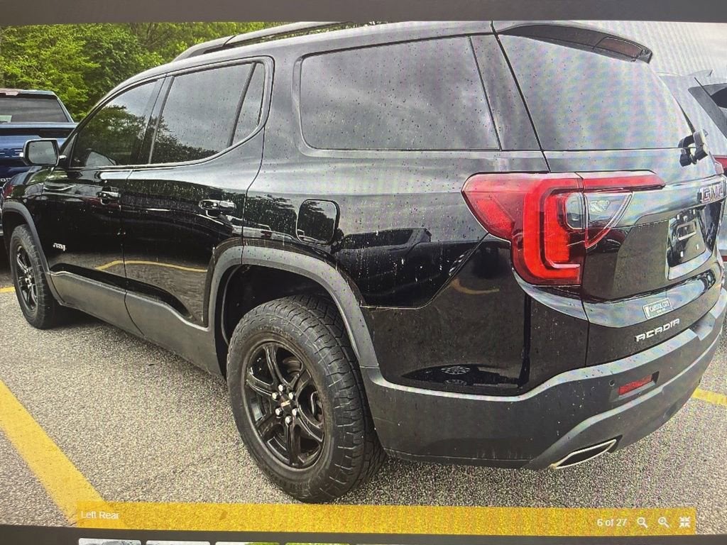 2023 GMC Acadia AT4
