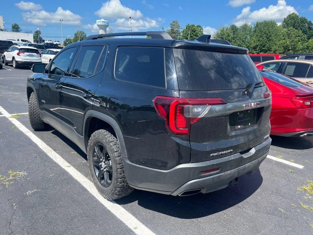 2023 GMC Acadia AT4
