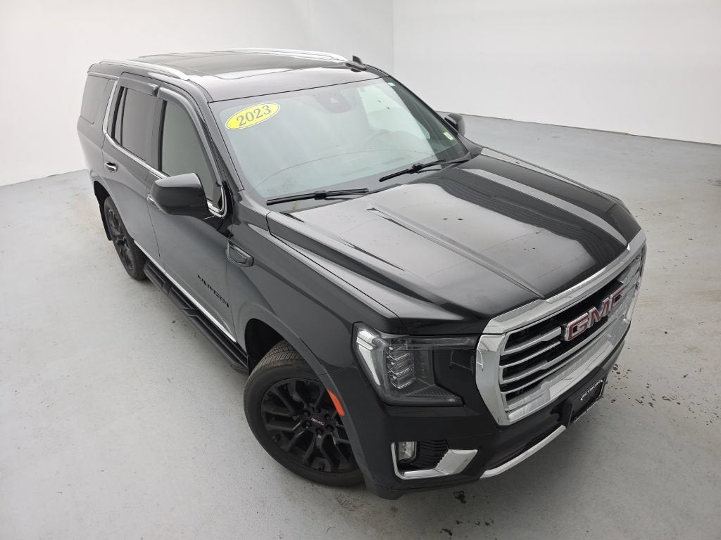 2023 GMC Yukon SLT