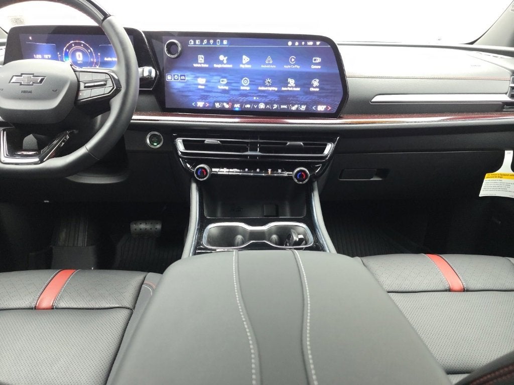 2025 Chevrolet Traverse RS