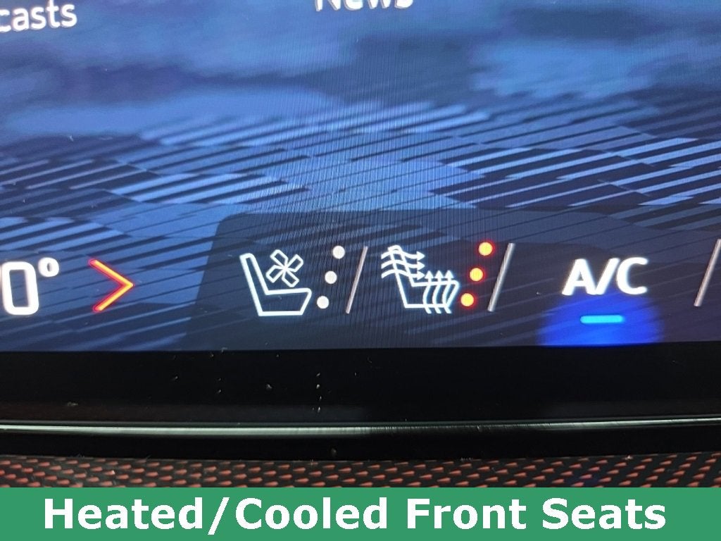 2025 Chevrolet Traverse RS