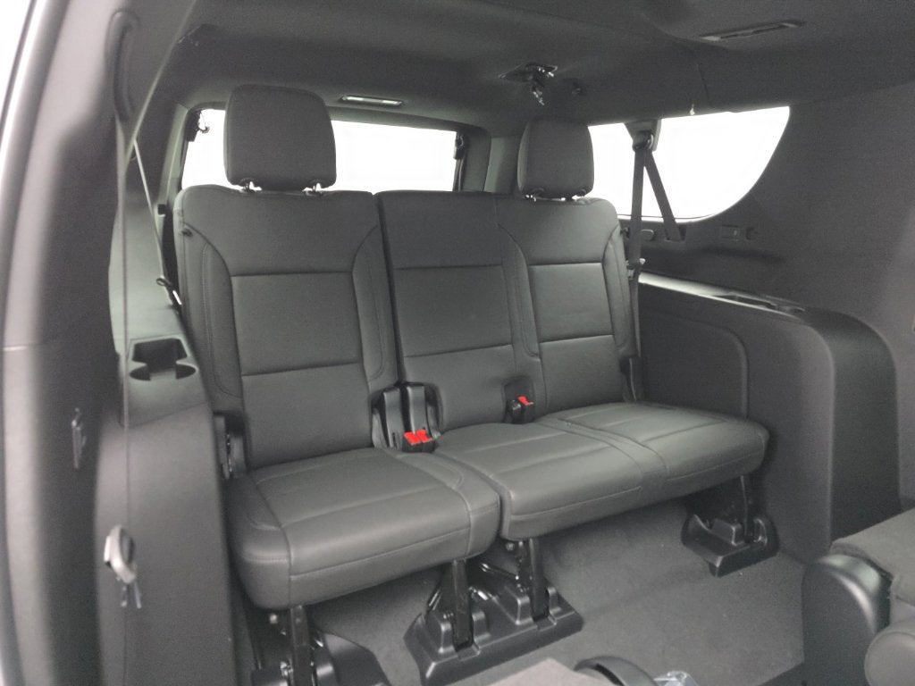 2027 Chevrolet Suburban LT