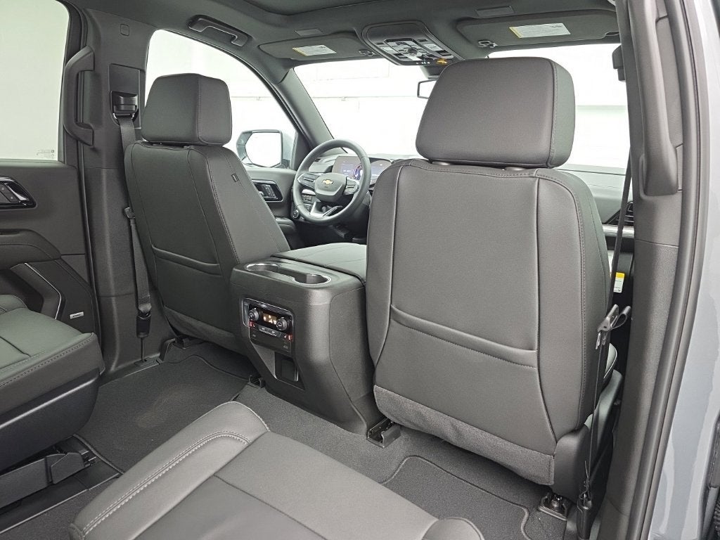 2027 Chevrolet Suburban LT