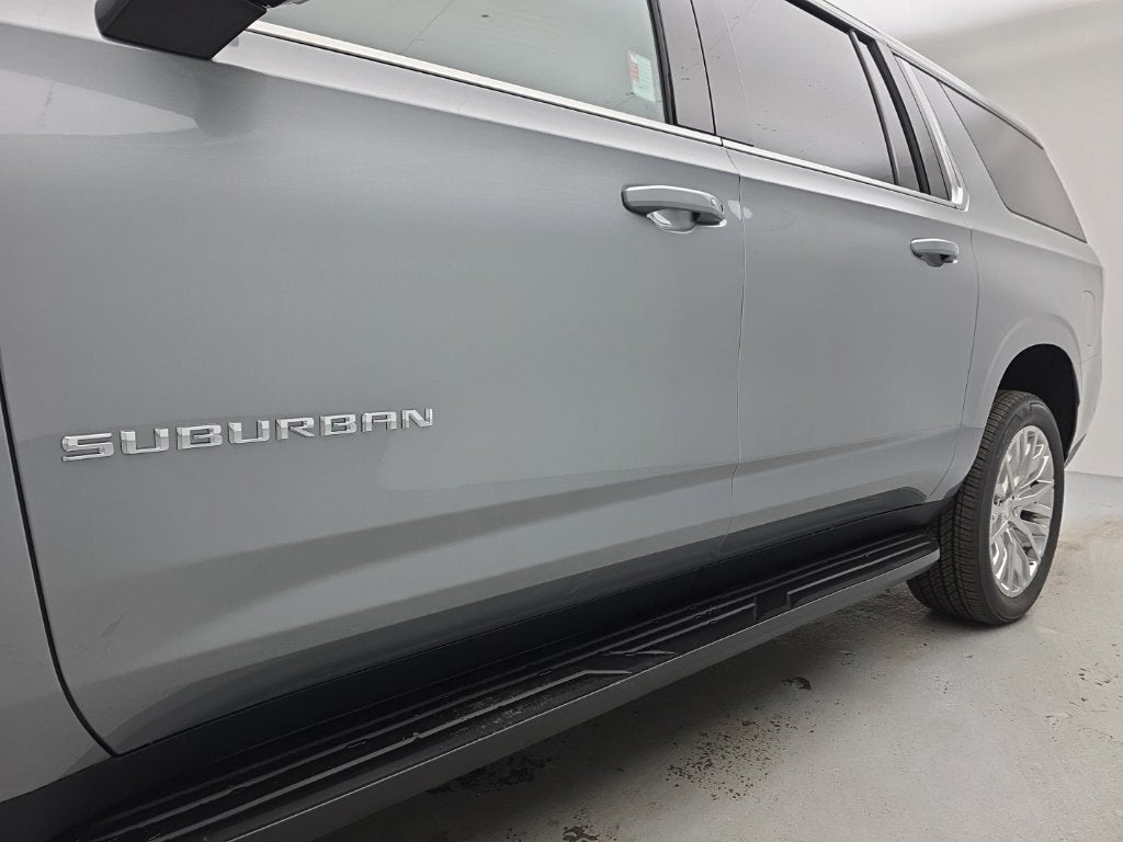 2027 Chevrolet Suburban LT
