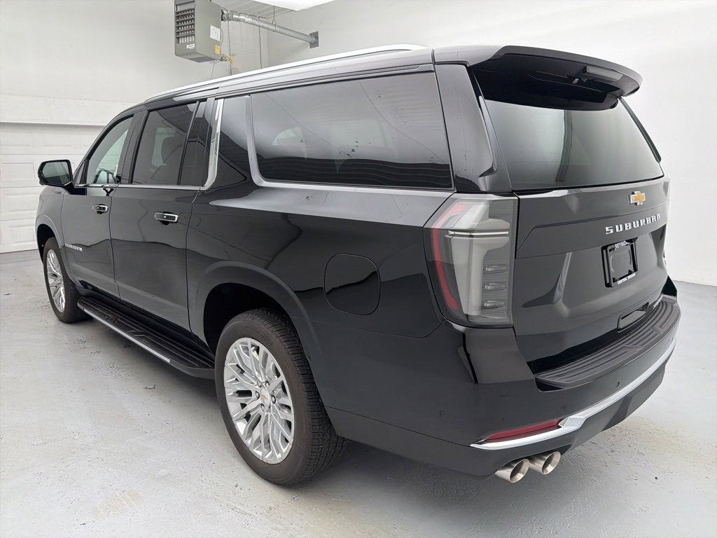 2025 Chevrolet Suburban Premier