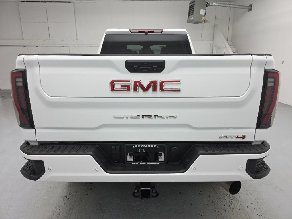 2025 GMC Sierra 2500 HD AT4