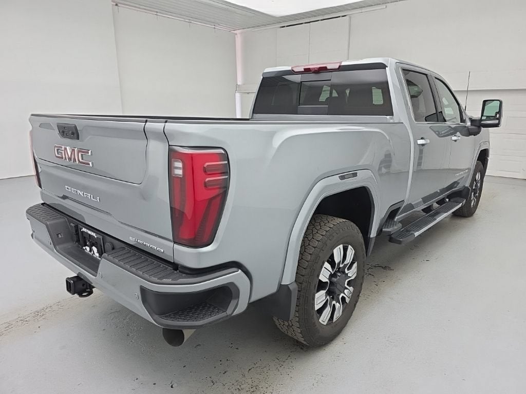 2025 GMC Sierra 2500 HD Denali