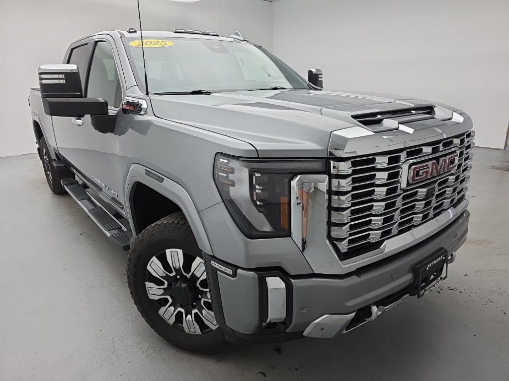 2025 GMC Sierra 2500 HD Denali