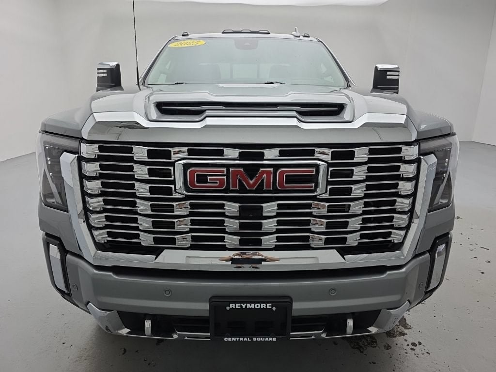 2025 GMC Sierra 2500 HD Denali