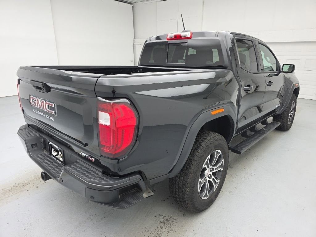 2025 GMC Canyon AT4