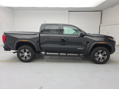 2025 GMC Canyon AT4