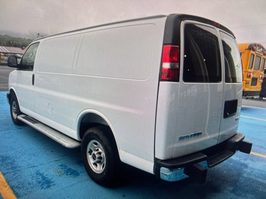 2025 GMC Savana Cargo Work Van