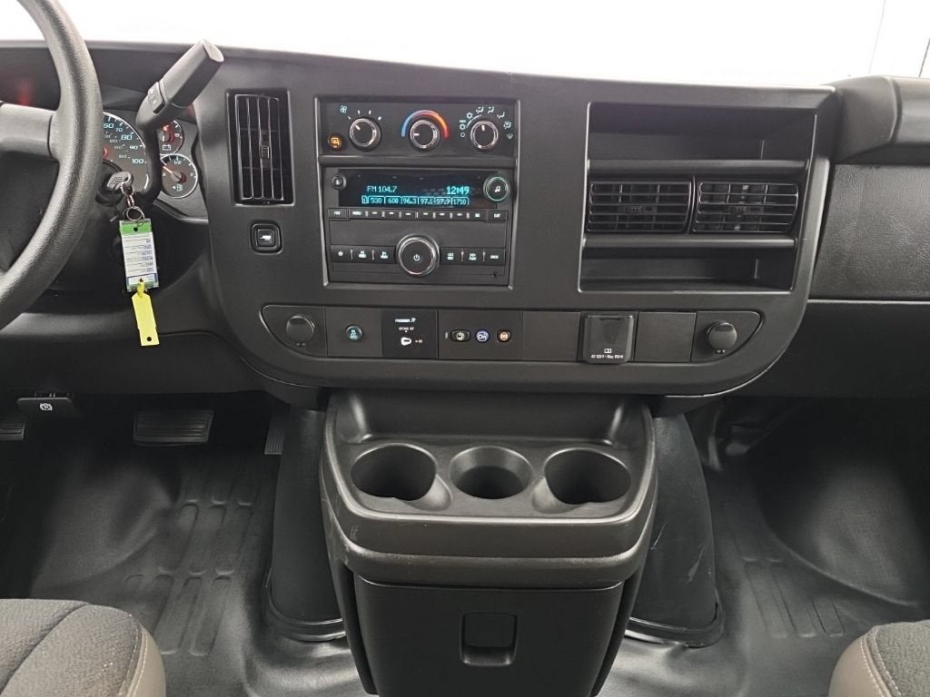 2025 GMC Savana Cargo Work Van