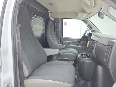2025 GMC Savana Cargo Work Van