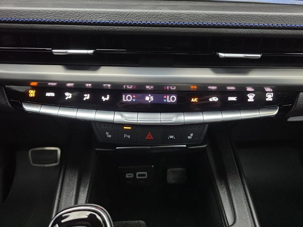 2025 Cadillac XT4 Sport