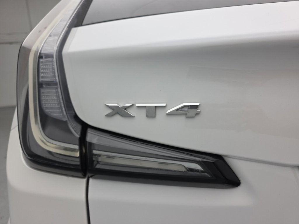 2025 Cadillac XT4 Sport