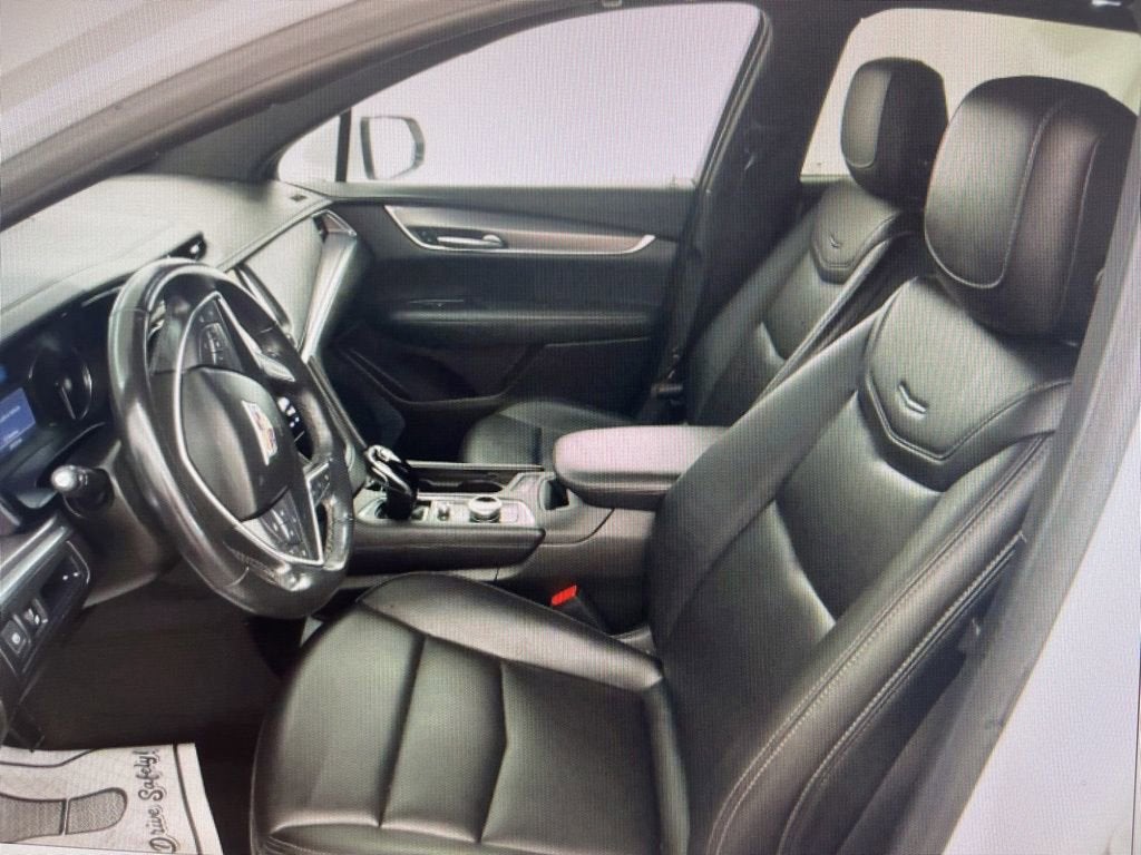 2023 Cadillac XT5 Luxury