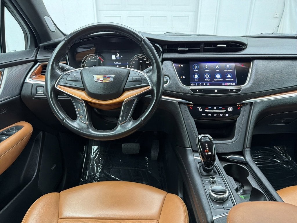 2020 Cadillac XT5 Premium Luxury
