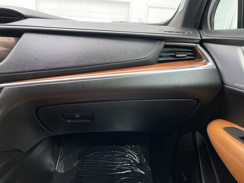 2020 Cadillac XT5 Premium Luxury