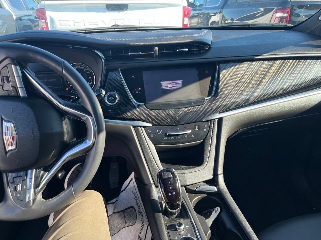 2024 Cadillac XT6 Premium Luxury