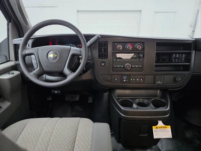 2026 Chevrolet Express Cutaway 3500 1WT