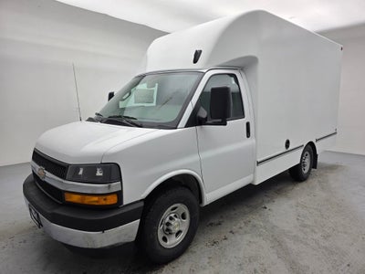 2026 Chevrolet Express Cutaway 3500 1WT