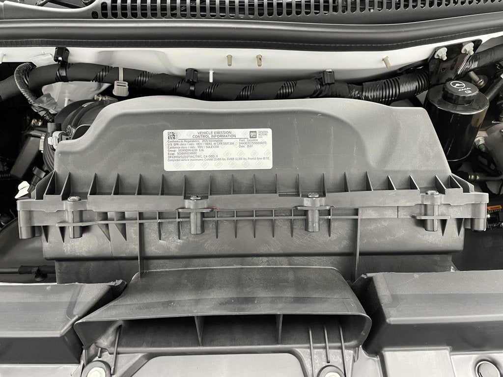 2026 Chevrolet Express Cutaway 3500 1WT