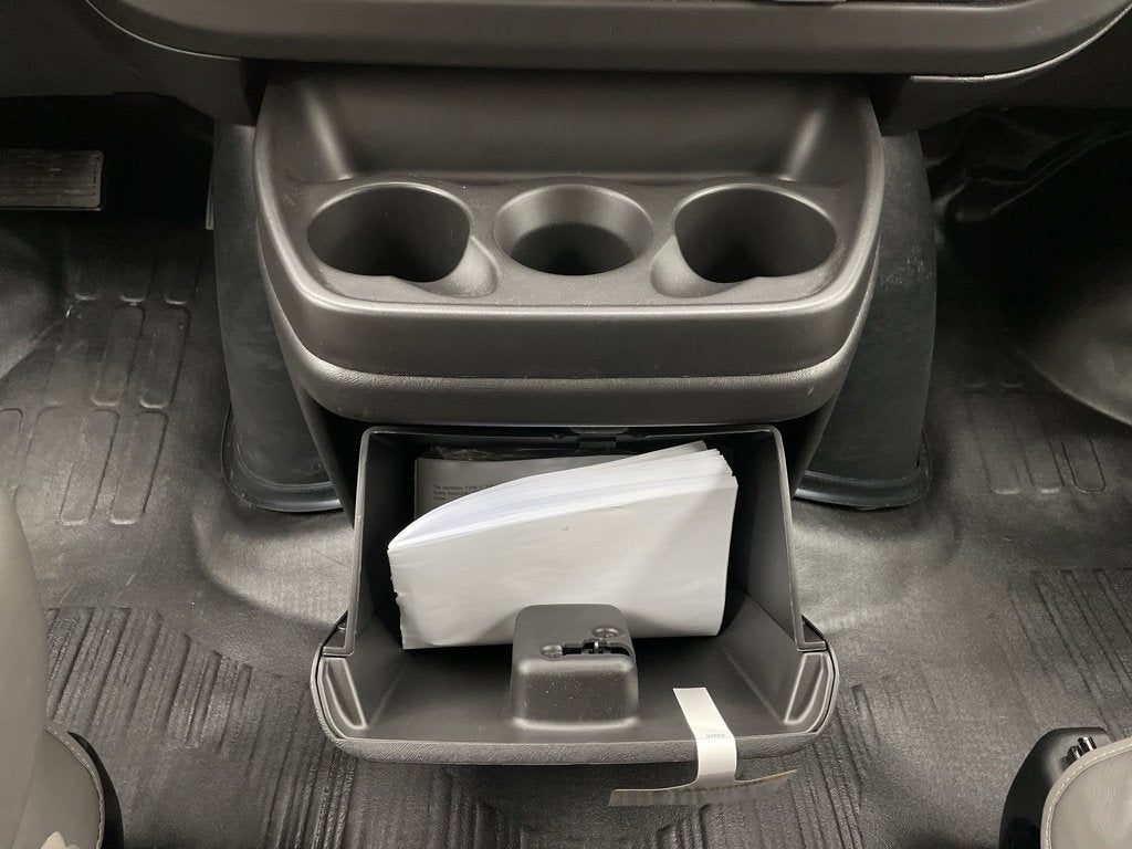 2024 Chevrolet Express Cutaway 3500 1WT