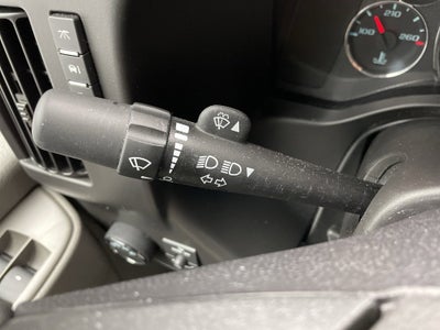 2025 Chevrolet Express Cutaway 3500 1WT